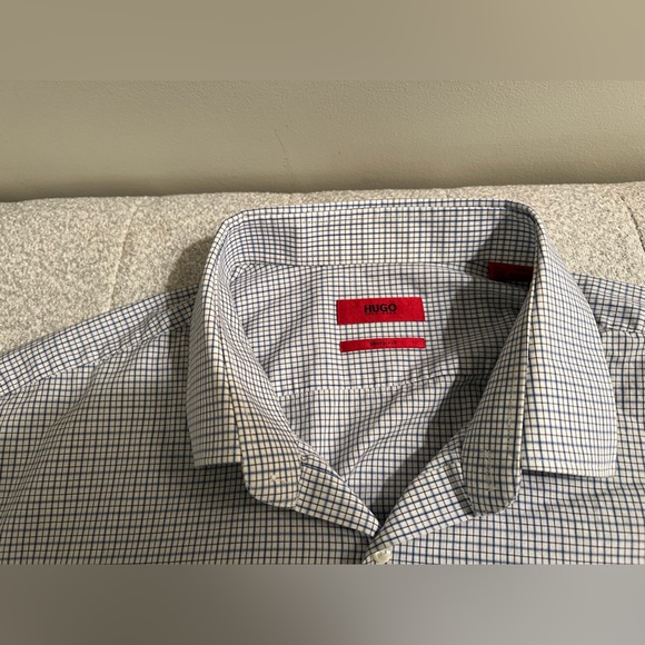 Hugo dress shirt, 17.5 neck - Picture 3 of 7
